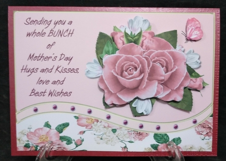 Hugs and kisses for Mothers Day by Suzi Cooper