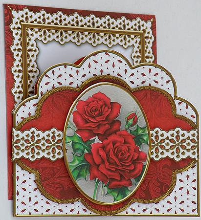 Christmas Red Roses Anglaise Scalloped 3D Decoupage Card Kit by Suzi Cooper