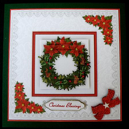 Christmas Wreath 'n Lace Pyramid Card Front by Suzi Cooper