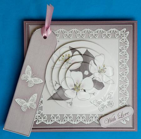 Apple Blossom Quick Card with Circle Pyramage Topper by Suzi Cooper