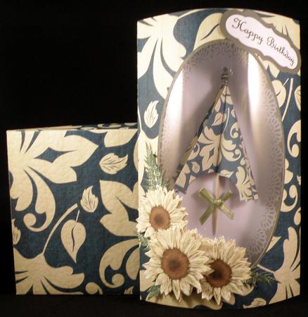 Elegant Parasol Pillow Card by Suzi Cooper