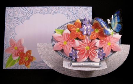 Paper Flowers Rocker Easel Card Kit by Suzi Cooper