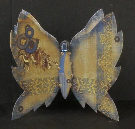 Papillon 13, Bleu Et Or by Suzi Cooper