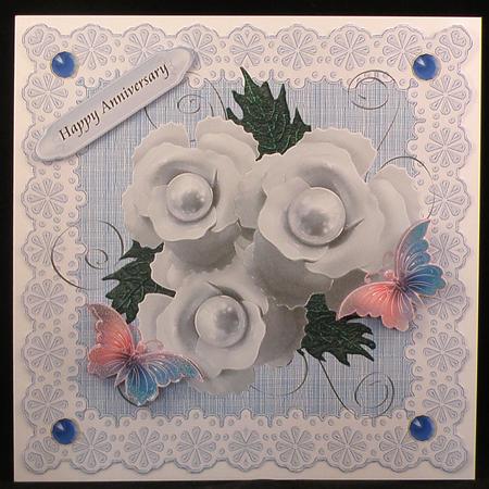 Pearl Flower by Suzi Cooper