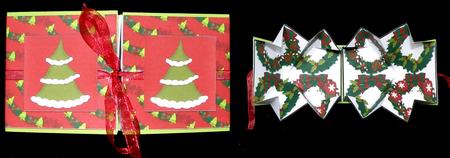 Christmas Wreaths Exploding Card by Suzi Cooper