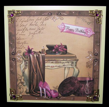 The Glamour Dressing Room Topper by Suzi Cooper