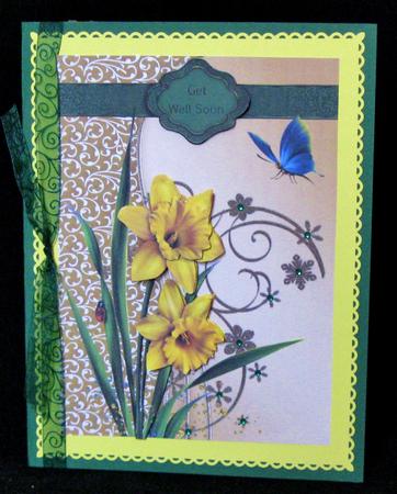 Golden Daffodils by Suzi Cooper