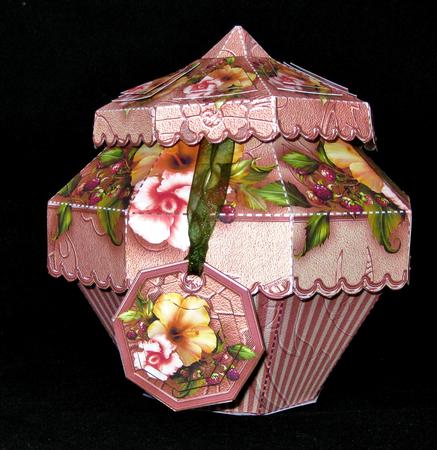 Truly Scrumptious Gift Box Hibiscus with Berries by Suzi Cooper