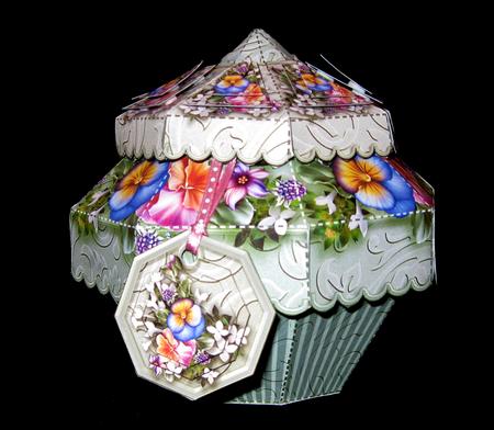 Truly Scrumptious Gift Box Spring Pansies by Suzi Cooper