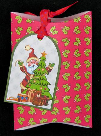 Christmas Holly Paper (red) by Suzi Cooper