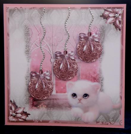 Gorgeous Kitten and the Pink Baubles by Suzi Cooper