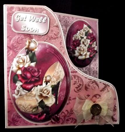 Roses Shoe Double Pyramid Card Mini Kit by Suzi Cooper
