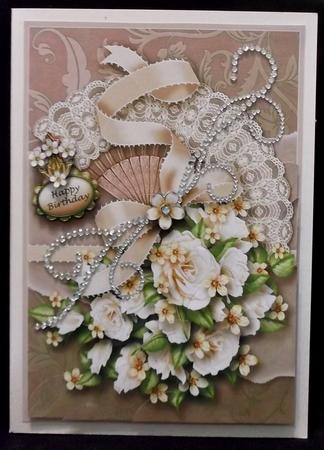 White Roses on a Lace Fan Corner Stacker by Suzi Cooper