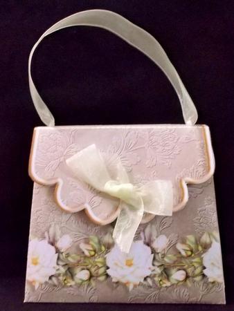 Handbag Gift Box White Vintage Roses by Suzi Cooper