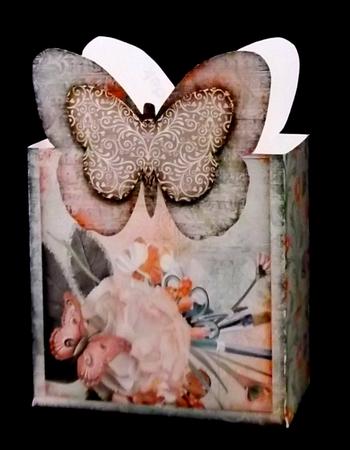 Butterfly - Shape Pinchbag 130 by Suzi Cooper