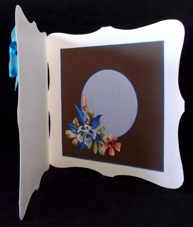 Flower Insert by Suzi Cooper