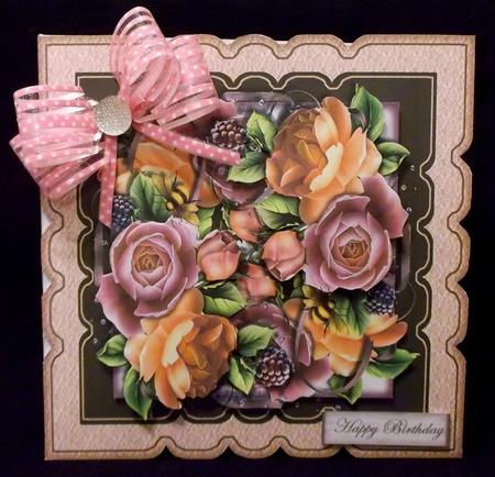 Scallop Topper English Roses Peache by Suzi Cooper