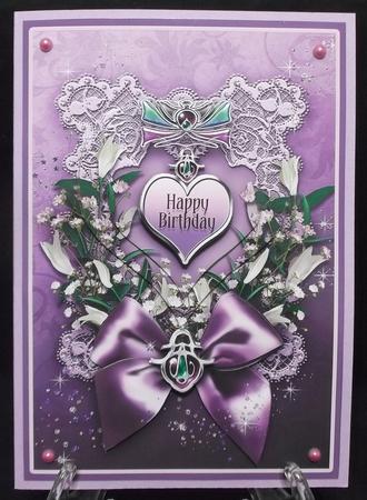 Antique Lilac Lace Heart Pyramage by Suzi Cooper