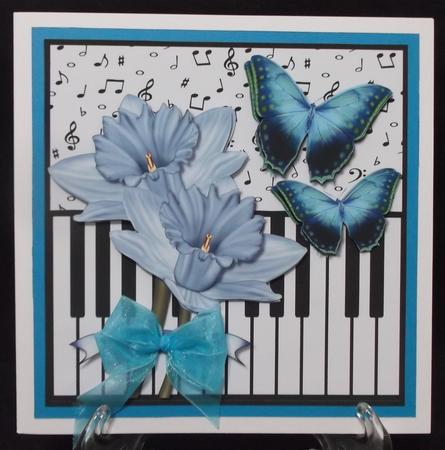 Daffodils & Butterflies Mini Kit by Suzi Cooper