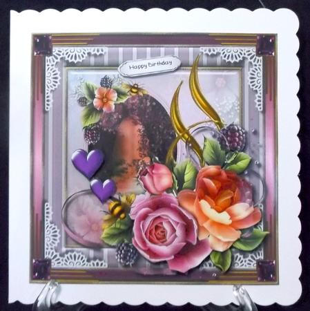 Bumble Bees & Berries Card Topper by Suzi Cooper