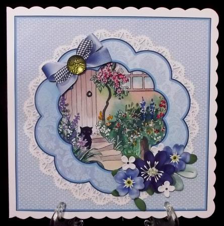 Cottage Garden with Scolloped Frame Decoupage Sheet by Suzi Cooper