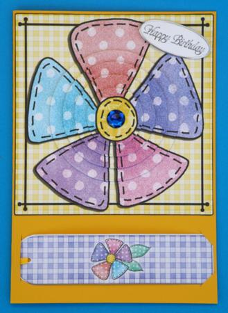 Patchwork Petals Quick Card with Circle Pyramage by Suzi Cooper