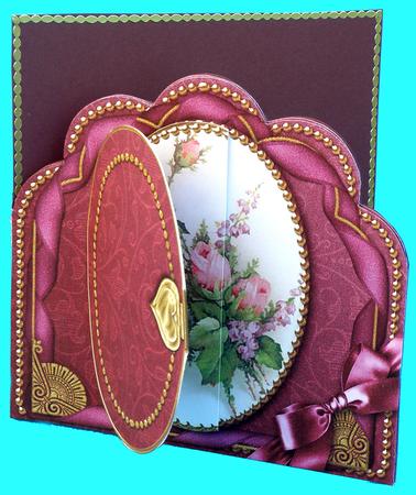 Rose Bouquet Ornate Scalloped Picture and Locket by Suzi Cooper