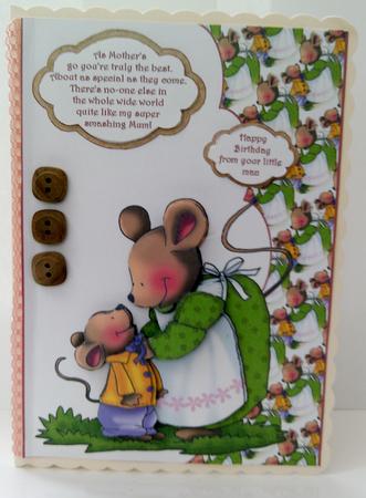 Little Mouse Loves Mummy by SYLVIA Chapman