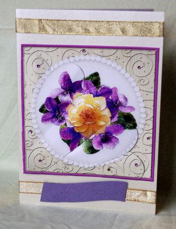 Flowers and Pearls Quick Card with Fan Pyramage Topper by Teresa Savin