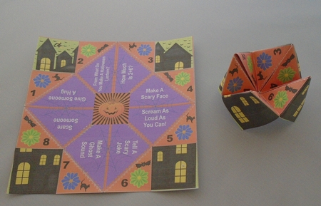 HALLOWEEN COOTIE CATCHER ORIGAMI #3 PARTY GAME by Tracey Hutsby