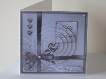 Elegant Flourish Quick Card with Circle Pyramage Topper by Tracey Hutsby