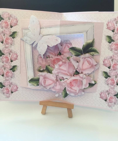 Pop-out Frame Cards - SUGAR ROSE by Tracey Drage-Baillie