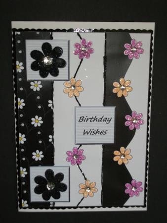 Black & White Daisy Wavy Edged Card Front Pyramage by Tracy Priddle