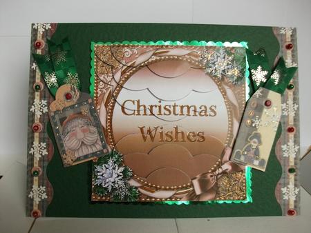 Christmas Wishes Gold 5in Top N Bottom Round Scallop Stacker by Tracy Priddle