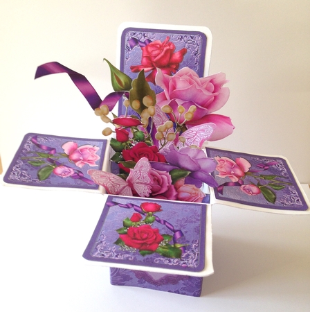 POP UP BOX CARD 3D KIT - ROSES DECOUPAGE by Ulla Skraedderdal