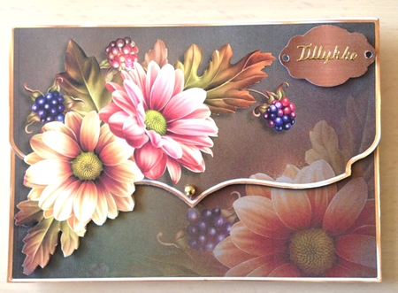 Antique Autumn Flowers Fancy Edge Envelope Card by Ulla Skraedderdal