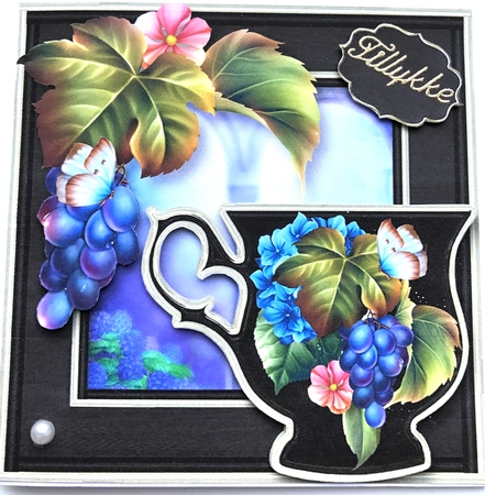 Enamel Teacup Les Jardin - Vines 8x8 by Ulla Skraedderdal