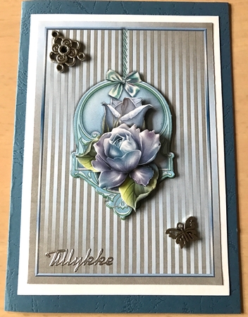 Classic Panel & Porcelain Roses by Ulla Skraedderdal