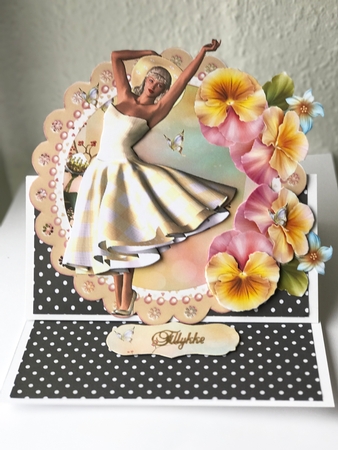 1950s Lemon Lady Scalloped Round Topper & Decoupage by Ulla Skraedderdal
