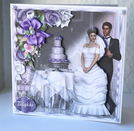 Mauve Wedding by Ulla Skraedderdal