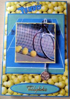 Tennis, Pyramide/bottom Stacker by Ulla Skraedderdal