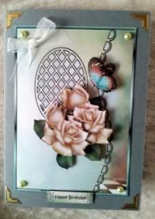 Scalloped S Edged Lattice Card Cream Roses by Ulla Skraedderdal