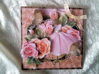 Mini Kit Vintage Dress & Glowing Roses by Ulla Skraedderdal