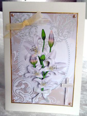 Pearl Satin Lillies Sympathy by Ulla Skraedderdal
