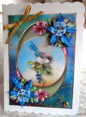Centre Circle - Fleur De La Foret & Pretty Bird by Ulla Skraedderdal