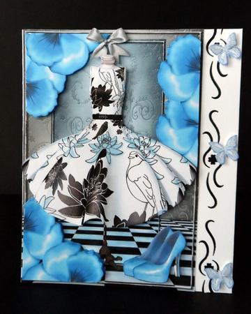 Dress and Shoes in Bleu by Ulla Skraedderdal
