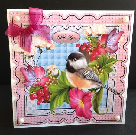 Scallop Topper Birdsong by Ulla Skraedderdal