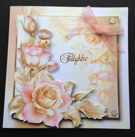 Pale Golden Pink by Ulla Skraedderdal