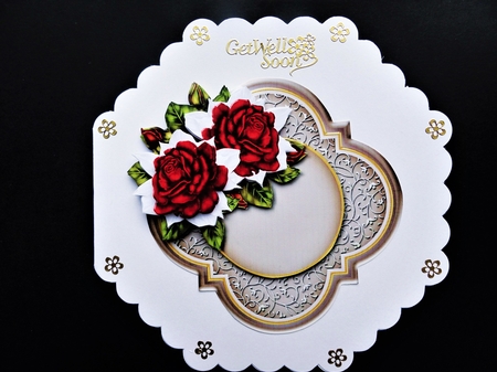 Romantic Roses Scallop Topper  Step By Step by Valerie Spowart