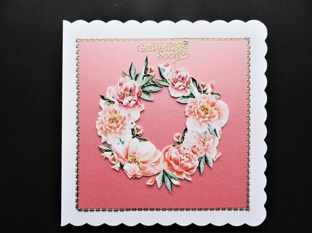 FLORAL WREATHS DECOUPAGE by Valerie Spowart